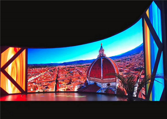 P3.91 3840Hz Außenvermietung LED-Display Vollfarbbildschirm Kurvenschrank 500x500mm